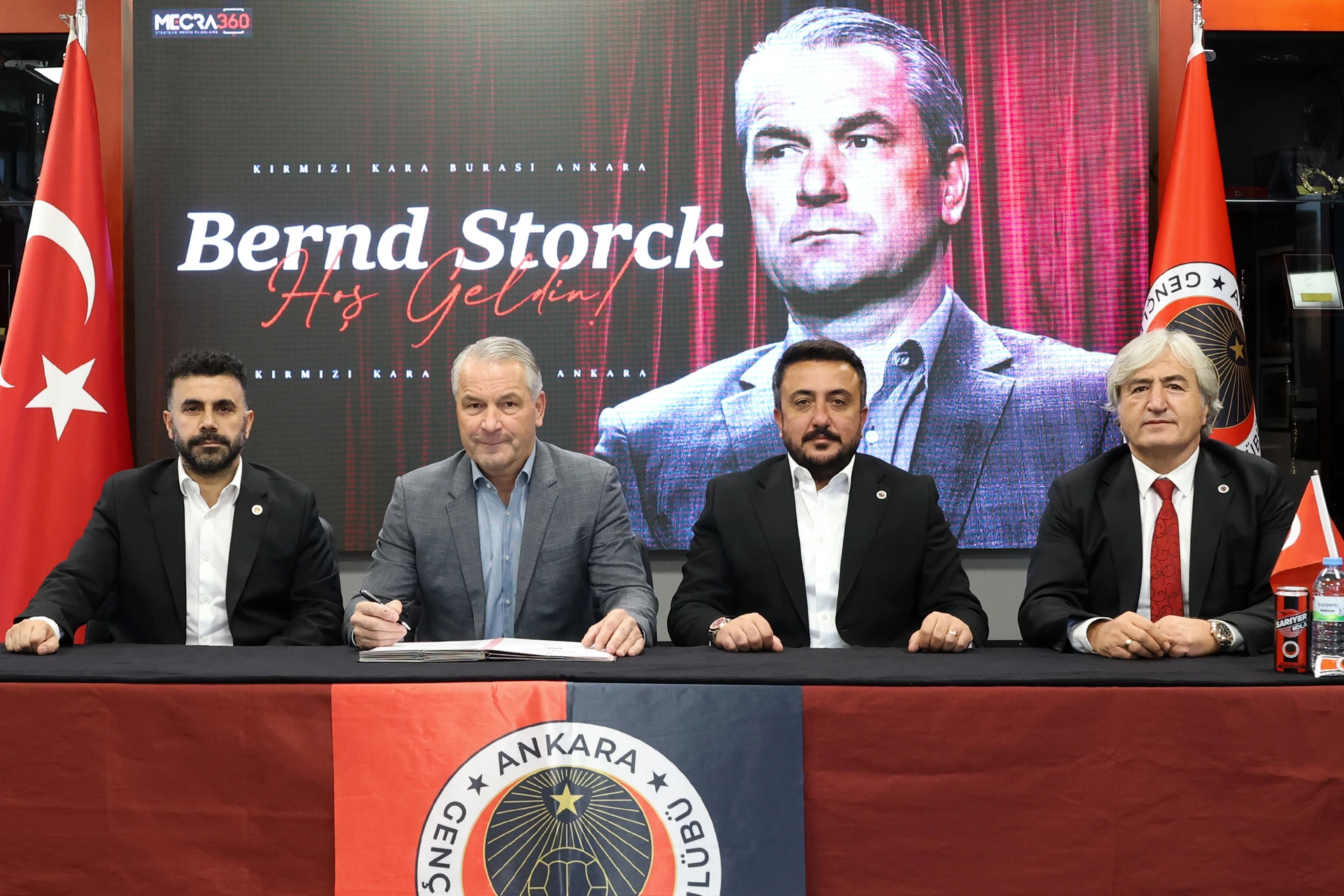 Yeni Teknik Direktörümüz Bernd Storck Oldu
