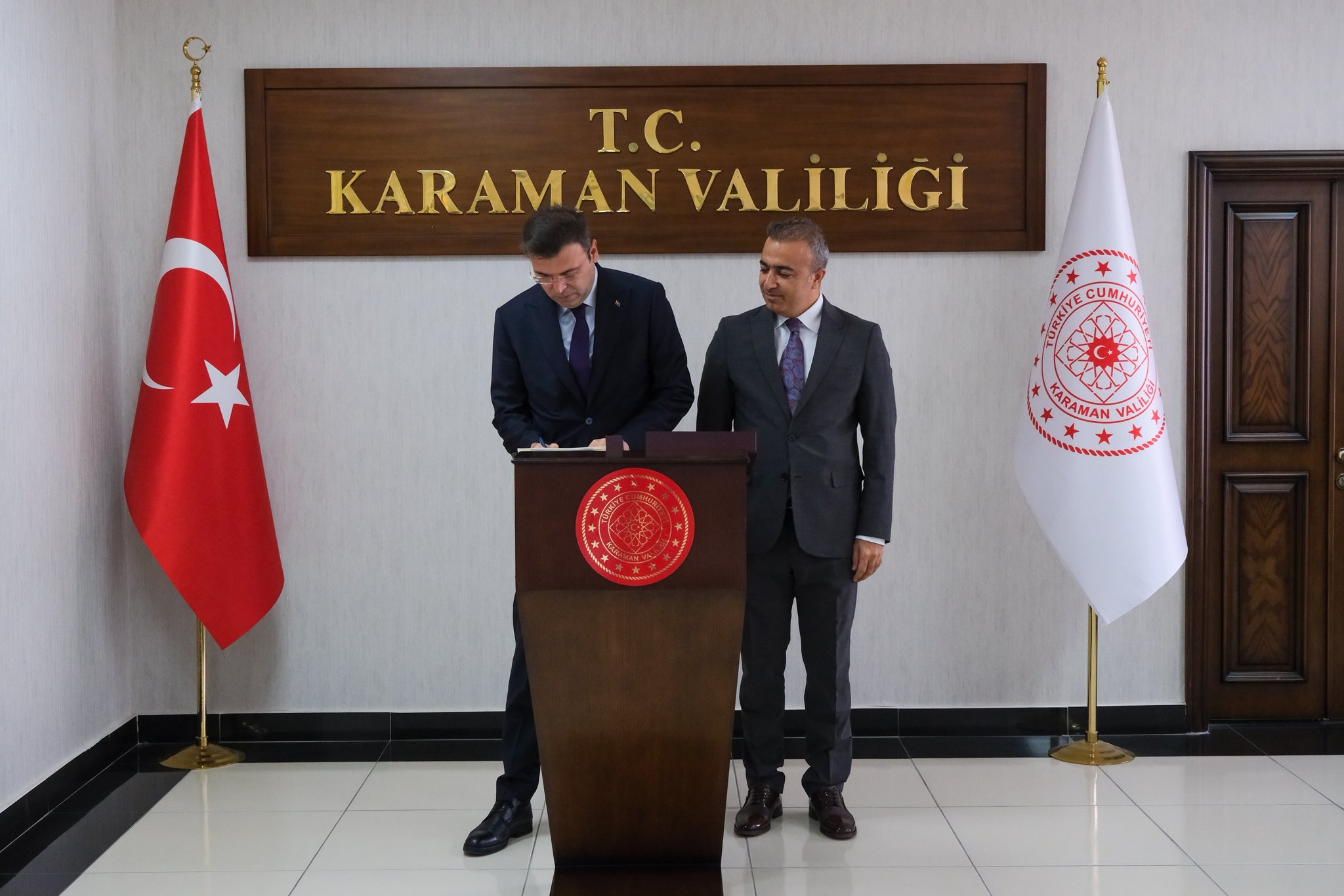 Niğde Valisi Sayın Nedim AKMEŞE'den Vali ÇİÇEK'e Ziyaret