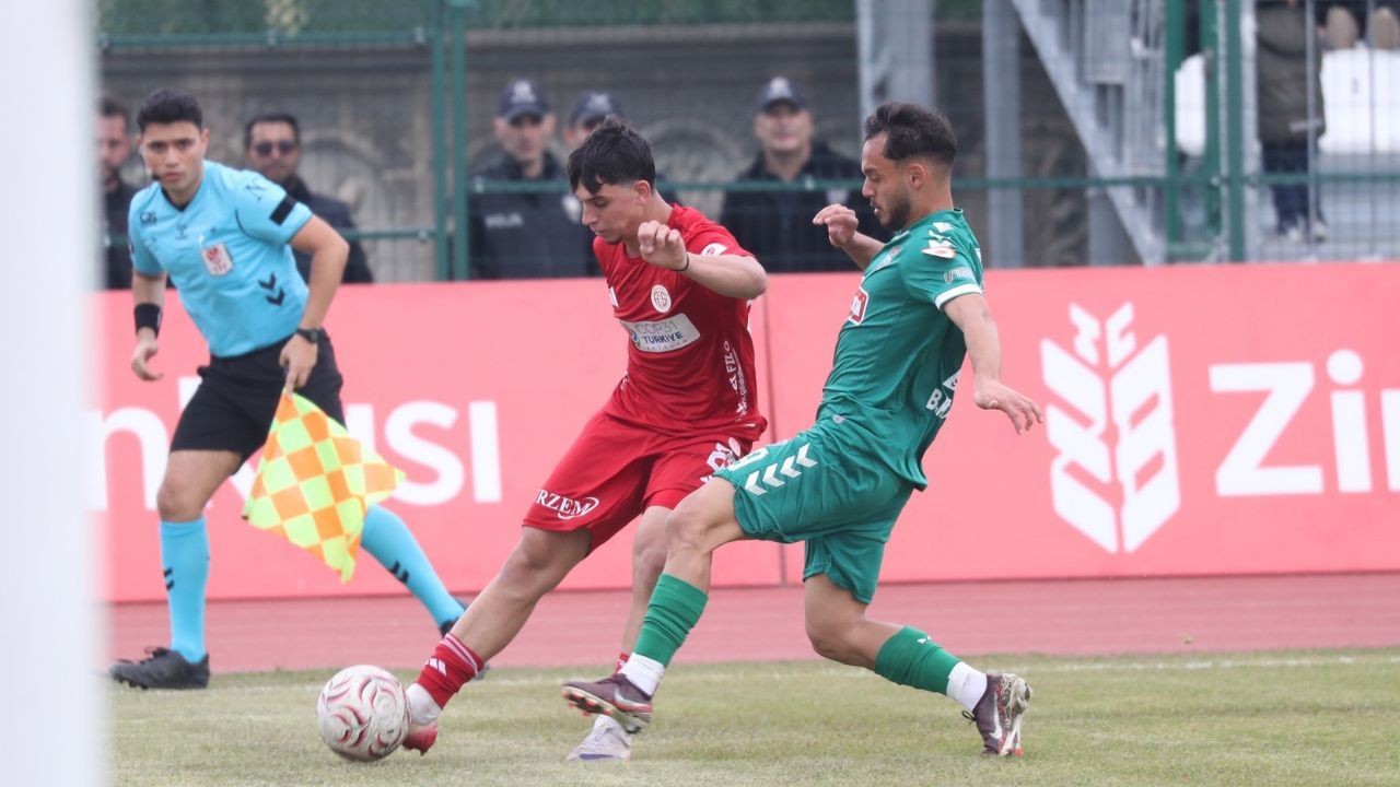 Antalyaspor, Kars 36 Spor'u yenerek kupada tur atladı