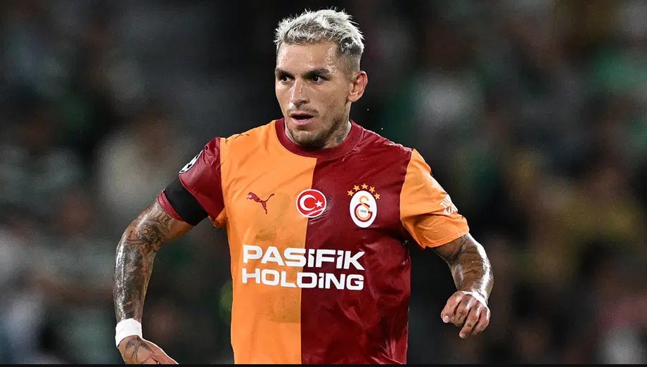Galatasaray-Kasımpaşa maçında Lucas Torreira kırmızı kart gördü